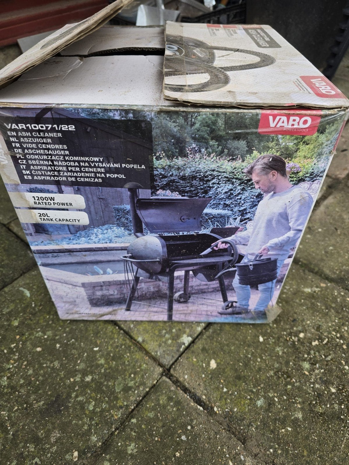 Varo Aszuiger 1200W 20L, Witgoed en Apparatuur, Stofzuigers, Ophalen of Verzenden, Zo goed als nieuw, 1200 tot 1600 watt