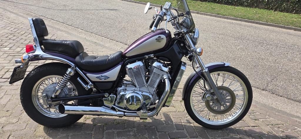 Suzuki Minnesota Twin 800, Motoren, 2 cilinders, 805 cc, Chopper, Particulier