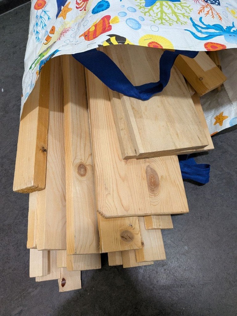 Groot aantal houten / planken ( +40 stuks ), Ophalen, Gebruikt, Minder dan 25 mm, Plank