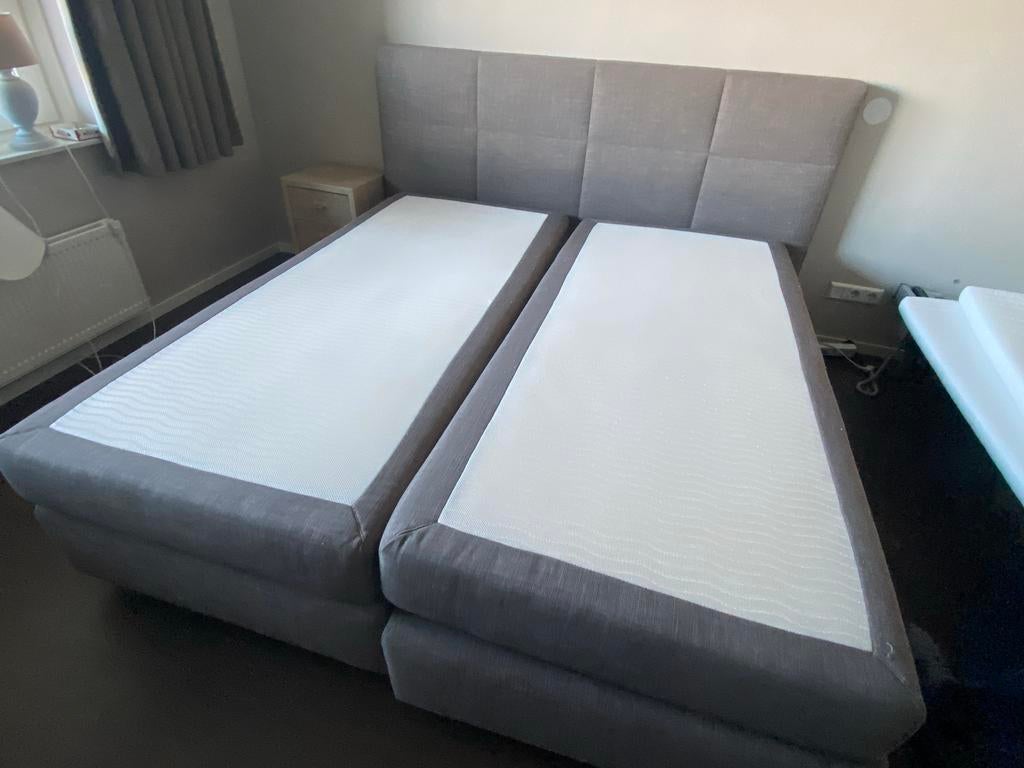 Karlsson Boxspring 2-persoonsbed, Ophalen, Overige kleuren, Tweepersoons, Zo goed als nieuw