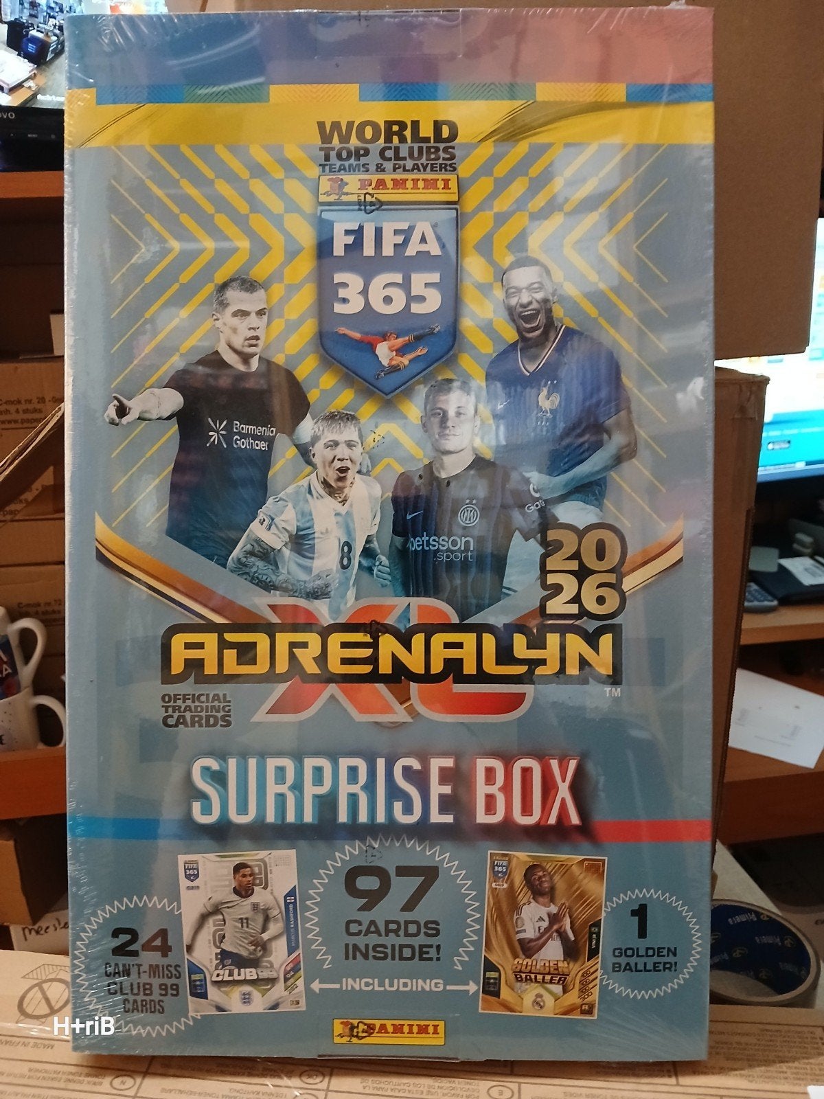 Panini FIFA 365 Adrenalyn XL Surprise Box 2026, Ophalen of Verzenden, Nieuw, Overige sporten, Spelerskaart