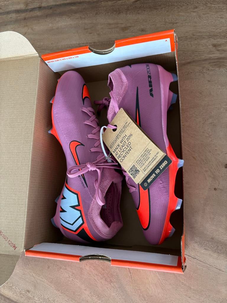 Nieuwe Nike Mercurial Vapor 16 Pro FG Voetbalschoenen, Maat XS of kleiner, Ophalen of Verzenden, Zo goed als nieuw, Schoenen