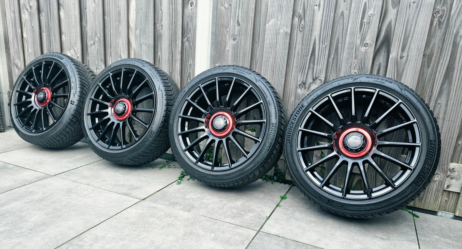 ❗️UNIEKE ORIGINELE OZ 5X114.3, 18 inch velgen incl Bridgesto, Auto-onderdelen, Ophalen, 18 inch, Banden en Velgen, Winterbanden