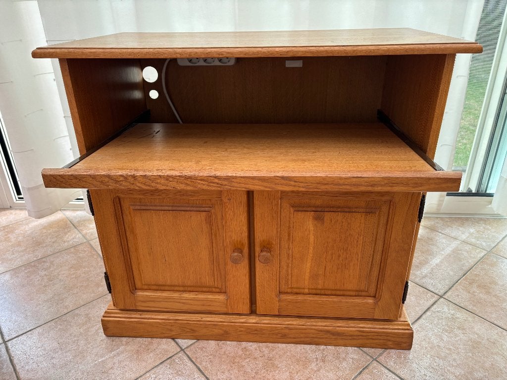 Gratis af te halen - Blankeiken TV-kastje, Huis en Inrichting, Kasten | Televisiemeubels, Ophalen, Gebruikt, Eikenhout, 50 tot 100 cm