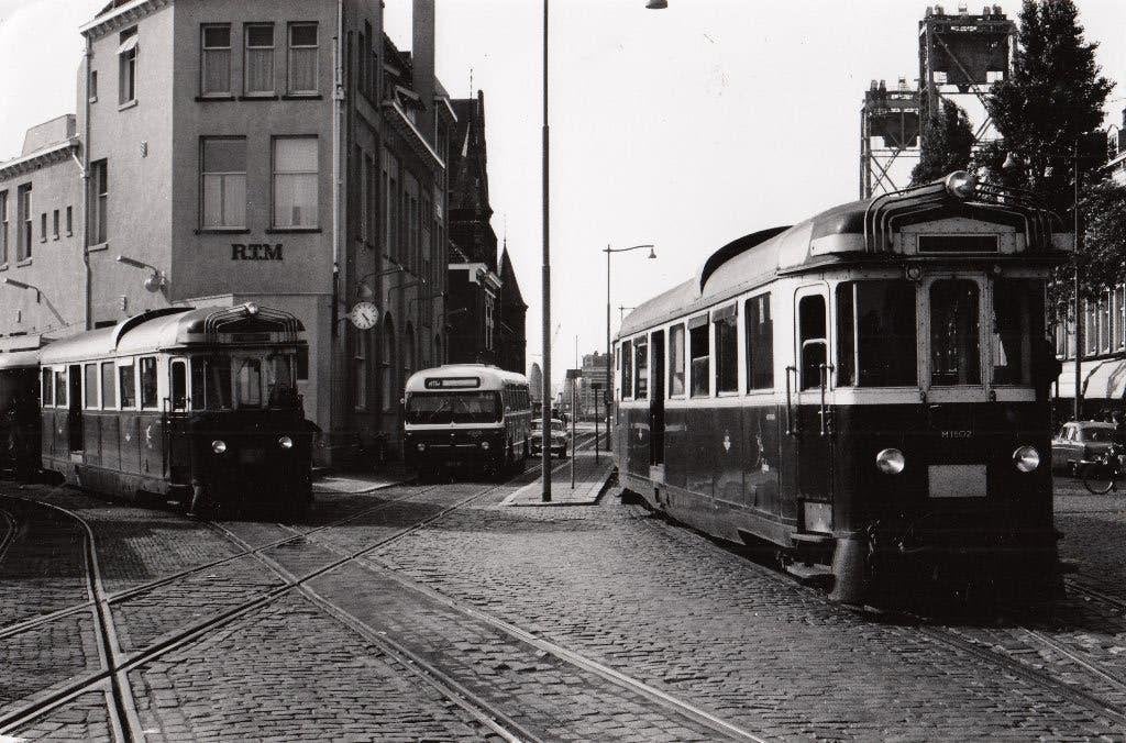 Foto jaren 50 Rotterdamse Tramweg Maatschappij, Ophalen of Verzenden, 1940 tot 1960, Gebruikt, Overige onderwerpen