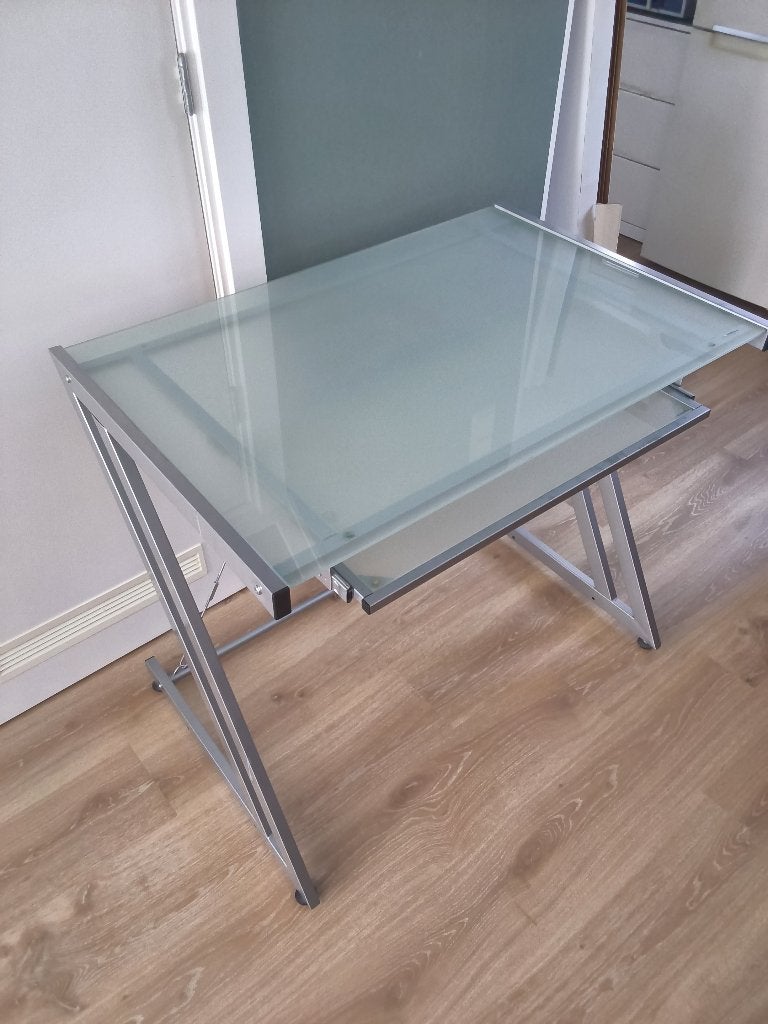 Computer tafel, Ophalen, Gebruikt, Glas, 40 tot 80 cm