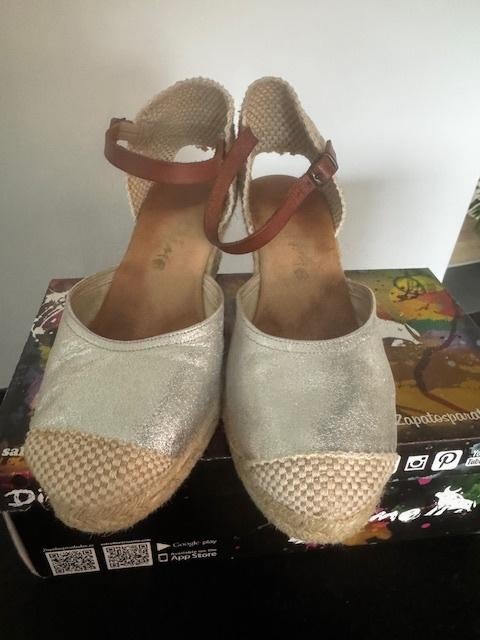 zilveren espadrilles met sleehak Dino maat 38, Ophalen of Verzenden, Zo goed als nieuw, Espadrilles of Moccasins