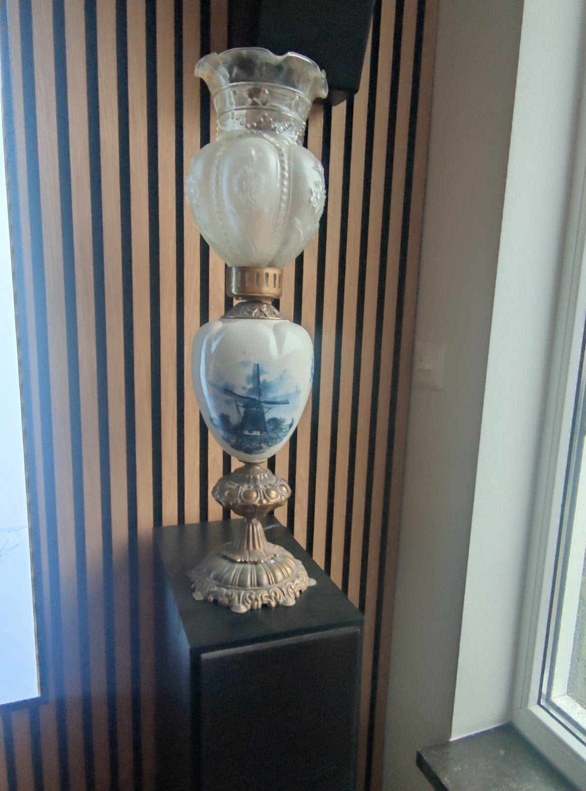 Prachtige grote antieke lamp met molen decoratie, Ophalen