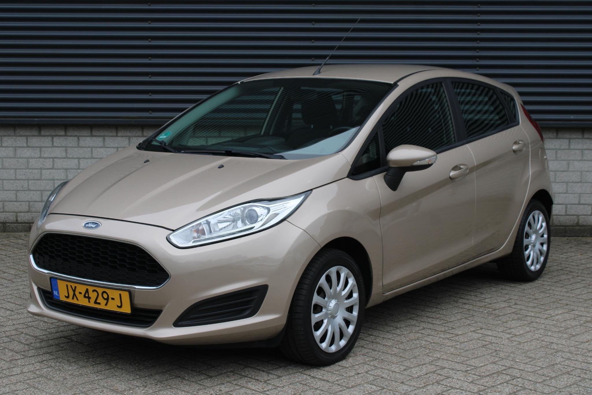 Ford Fiesta 1.0 Style, Stof, Euro 6, 525 kg, Bruin