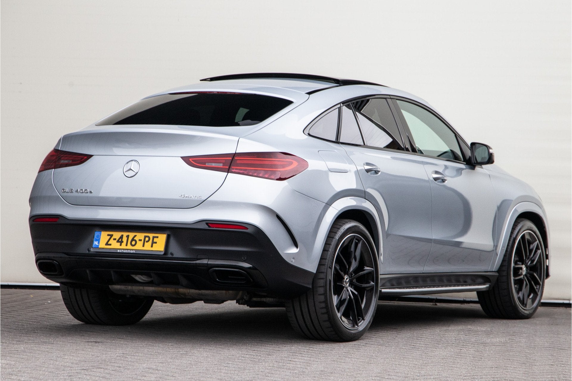 Mercedes-Benz GLE Coupé 400 e 4MATIC AMG Line Premium, Pano, Auto's, Automaat, Gebruikt, 4 cilinders, GLE Coupé