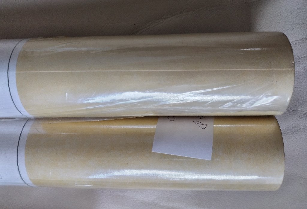 2 behangrollen Laura Ashley, Huis en Inrichting, Stoffering | Behang, Ophalen of Verzenden, Geel