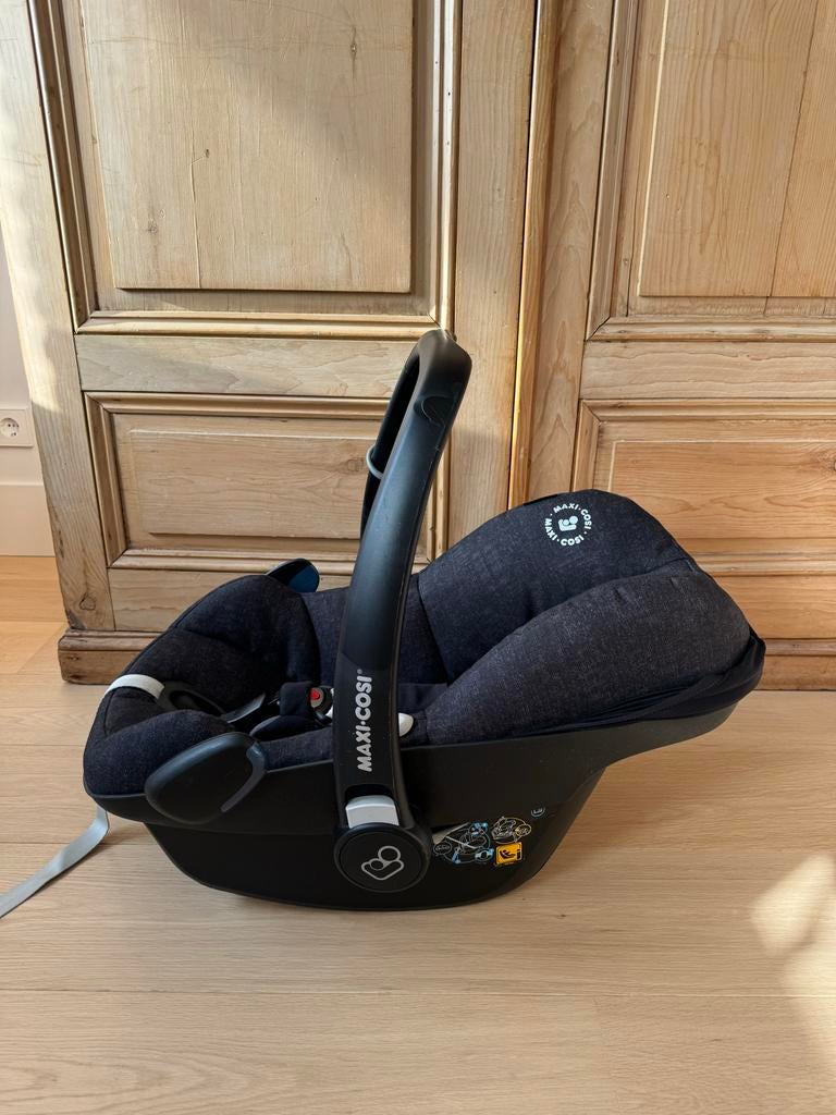Maxi-Cosi Pebble Plus isofix autostoel 0-15 kg grijs/zwart, Ophalen, Autogordel of Isofix, 0 t/m 18 kg, Zijbescherming
