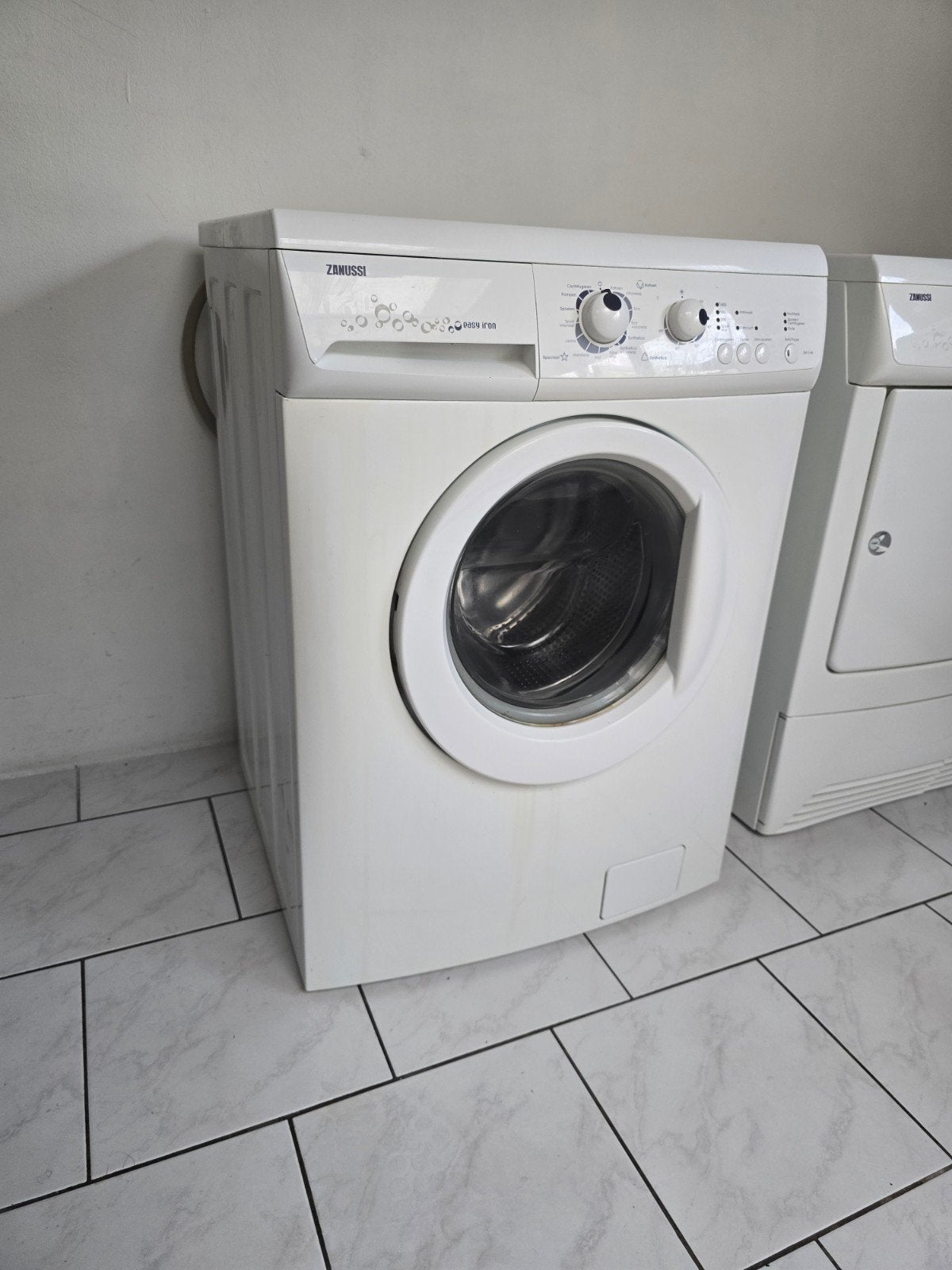 Zanusai ZWF3145 antikreuk wasmachine, Witgoed en Apparatuur, Wasmachines, Ophalen, 1200 tot 1600 toeren, Gebruikt, 4 tot 6 kg