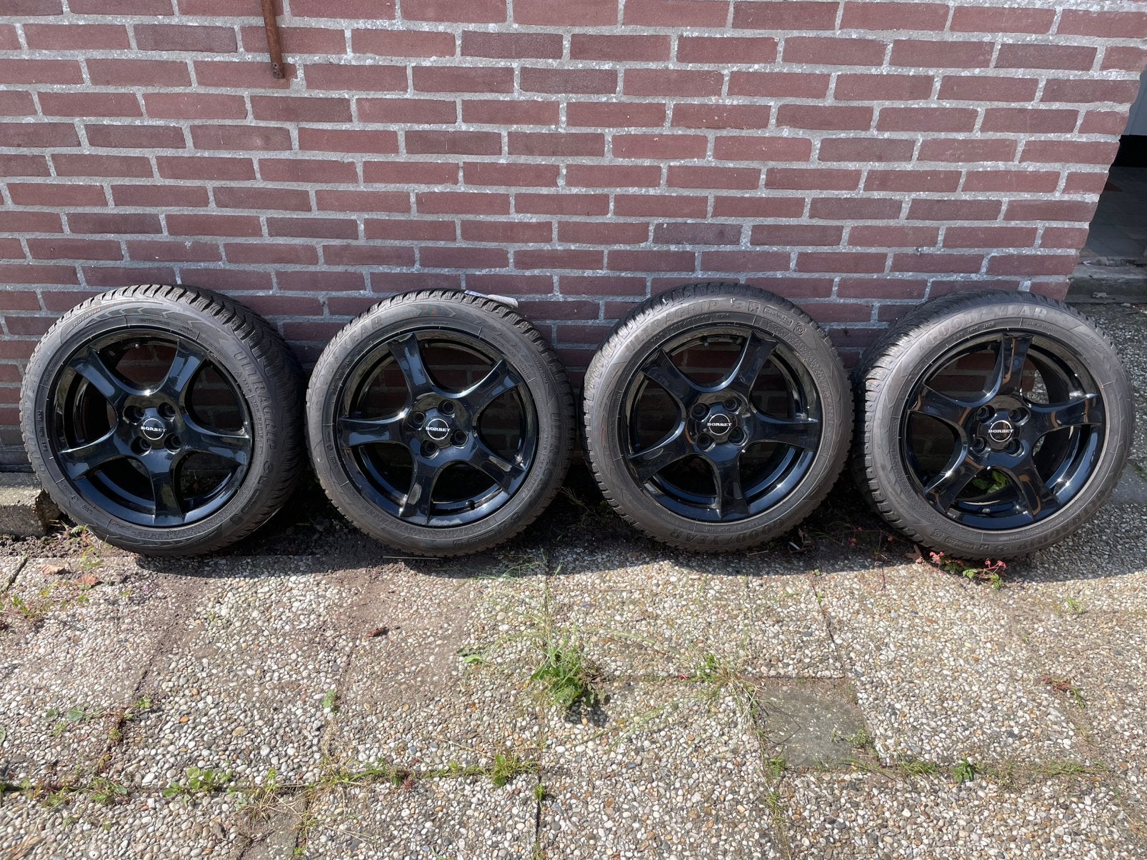 Zwarte 16” Borbet velgen voor Mini 4x100 195/55R16 winterset, Auto-onderdelen, Ophalen, Gebruikt, 16 inch, Banden en Velgen