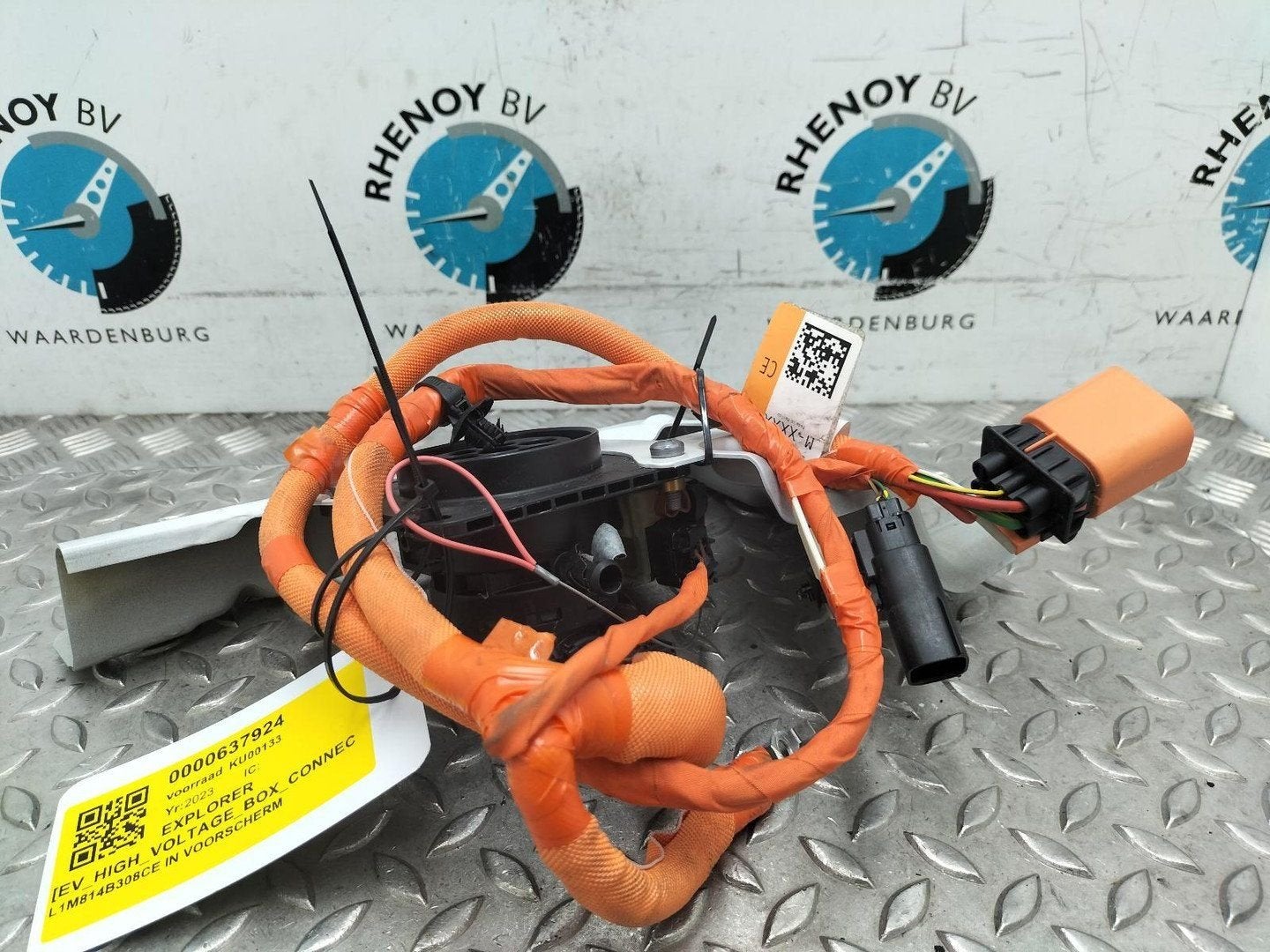 FORD EXPLORER ST LINE [EV_HIGH_VOLTAGE_BOX_CONNECTOR] 2023, Ophalen of Verzenden, Gebruikt, Stiba lid