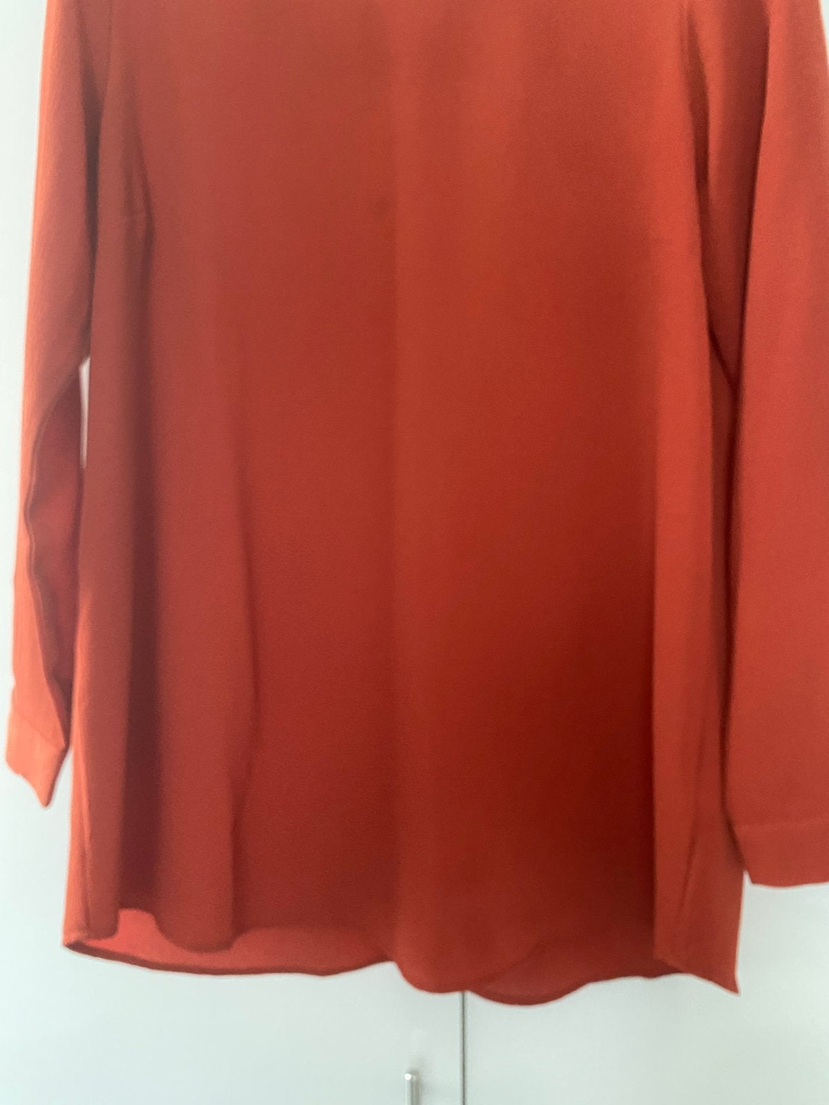 Oranje blouse met knoopjes op de rug, Ophalen of Verzenden, Zo goed als nieuw, Maat 42/44 (L), Oranje