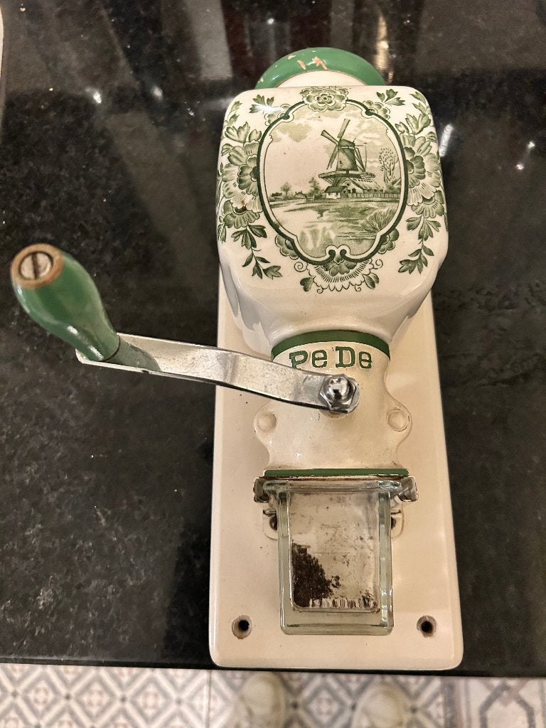antieke wandkoffiemolen, Antiek en Kunst, Ophalen