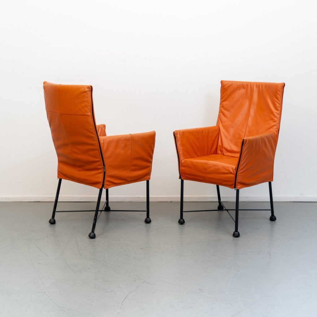 Montis Chaplin stoelen oranje leer - zwart met doppen, Niet ingevuld, Zo goed als nieuw, Niet ingevuld, Niet ingevuld
