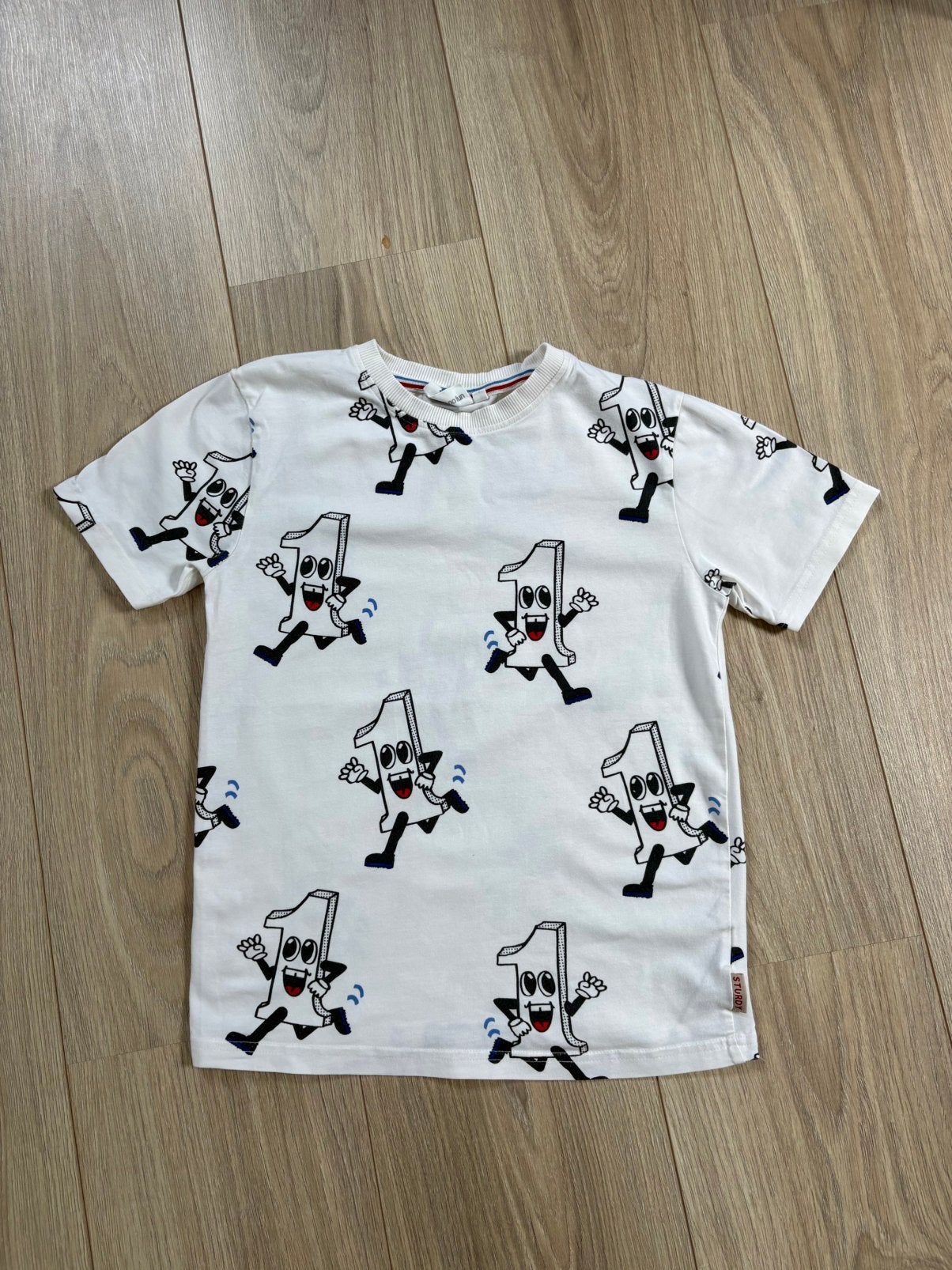 Leuk Sturdy shirt - maat 140, Ophalen of Verzenden, Zo goed als nieuw, Jongen, Shirt of Longsleeve