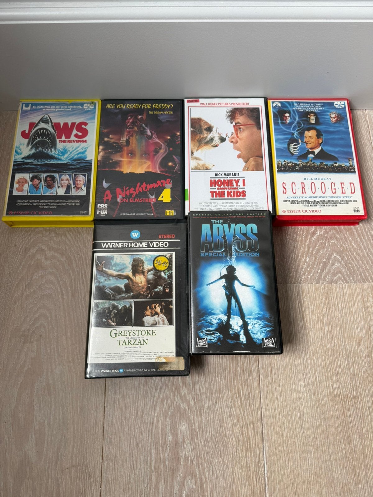 6 VHS ex rental jaren 80 90 videotheek film videoband tape, Vanaf 16 jaar, Ophalen of Verzenden, Gebruikt