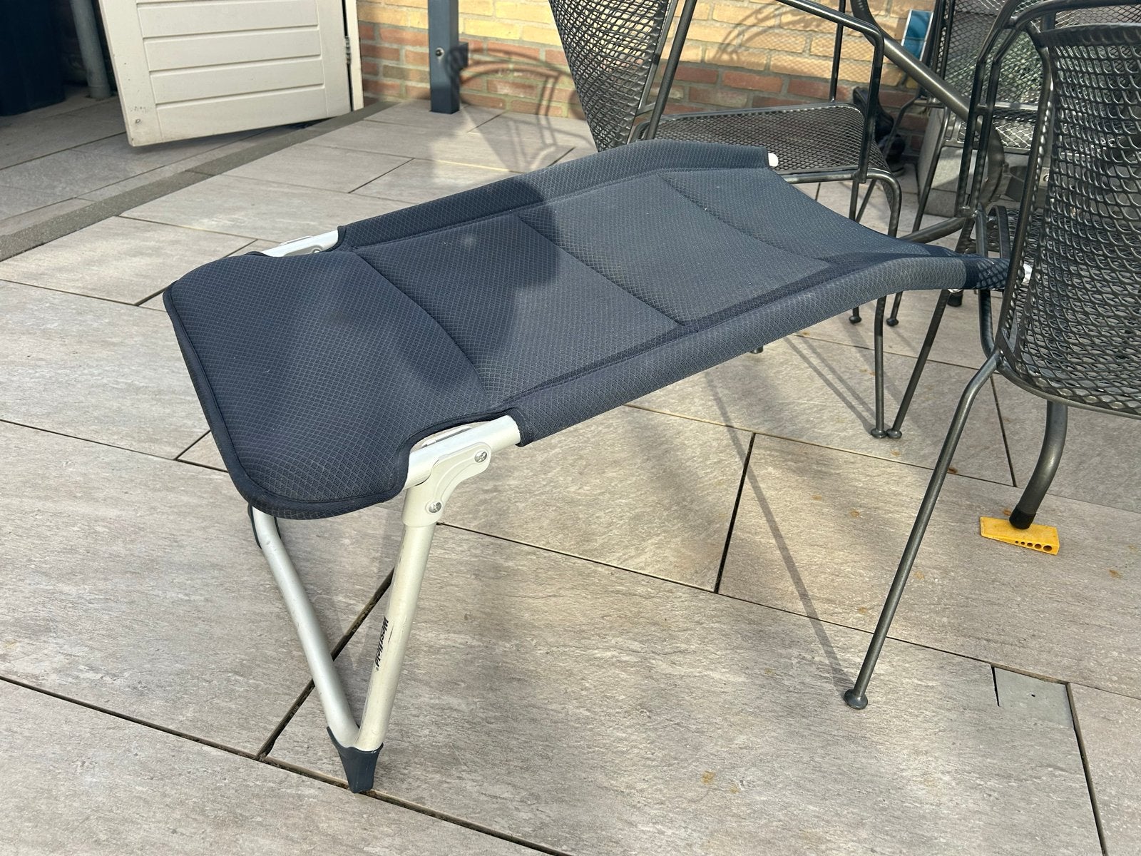 Westfield Voetenbankje Donkerblauw voor Campingstoel, Caravans en Kamperen, Ophalen, Gebruikt, Campingmeubel-accessoire