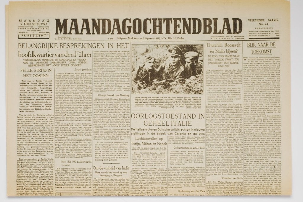 Maandagochtendblad 9 Augustus 1943 Krant WOII Heruigave 1994, Zo goed als nieuw, Verzenden, Amsterdam, Overige soorten