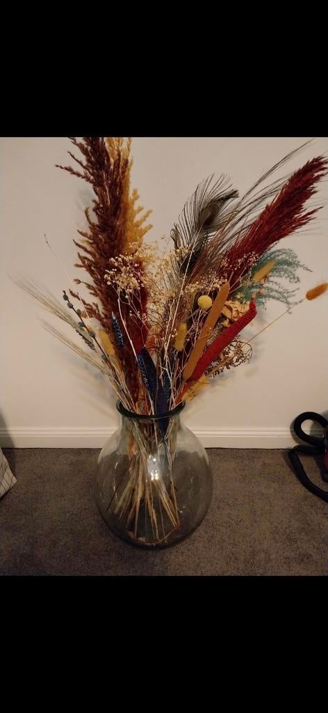 Droogbloemen met vaas, Ophalen, Zo goed als nieuw