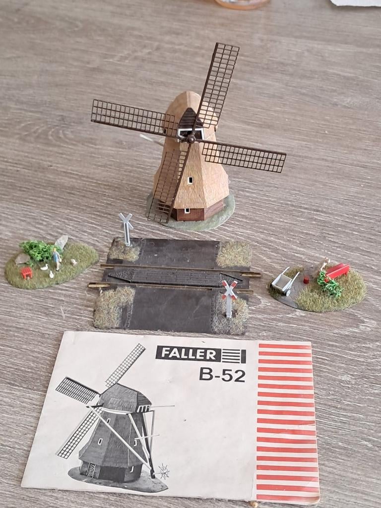 SCENERY FLEISCHMANN FALLER, Hobby en Vrije tijd, Modeltreinen | H0, Ophalen of Verzenden, Gebruikt, Gelijkstroom, Fleischmann