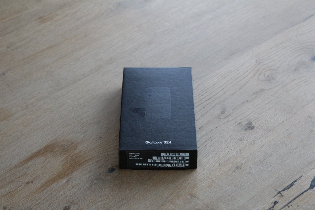 Foto 2 van Samsung Galaxy S24 - 128GB - Dual Sim - Onyx Black