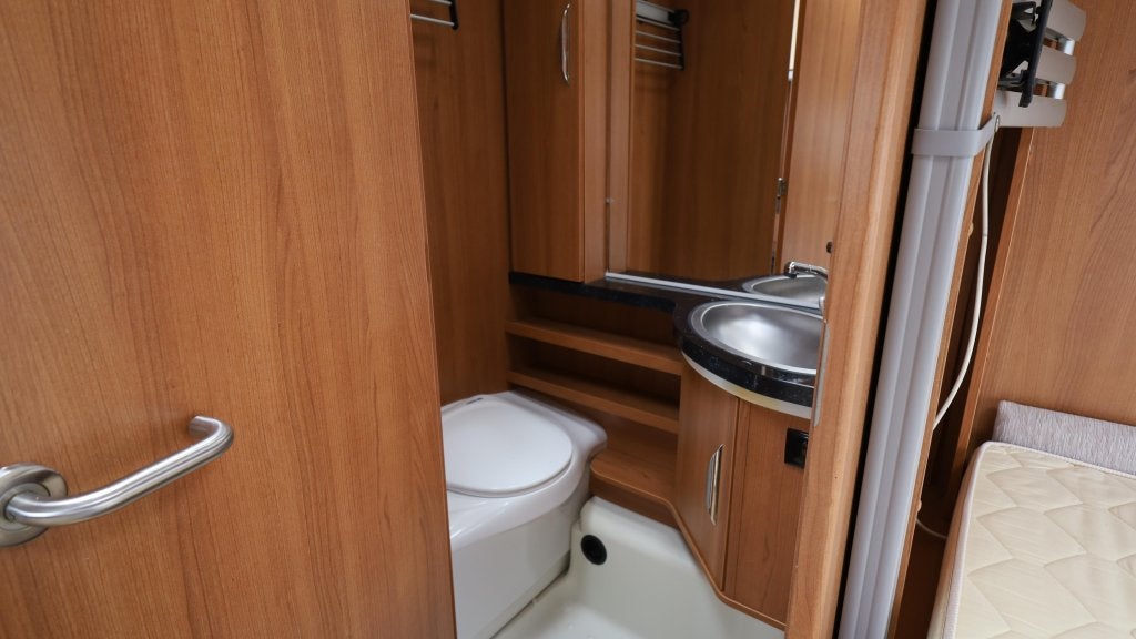 LMC Musica 470 E Dakluifel + Mover, Caravans en Kamperen, Caravans, Standaardzit, Bedrijf, 5 tot 6 meter, LMC en Münsterland