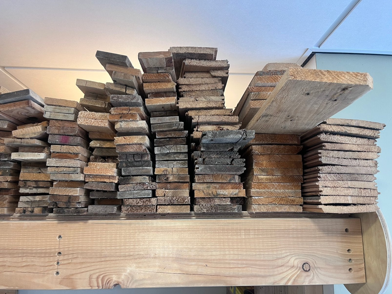 Stapel SLOOPHOUT, Doe-het-zelf en Verbouw, Hout en Planken, Ophalen, Gebruikt, Minder dan 25 mm, Balk