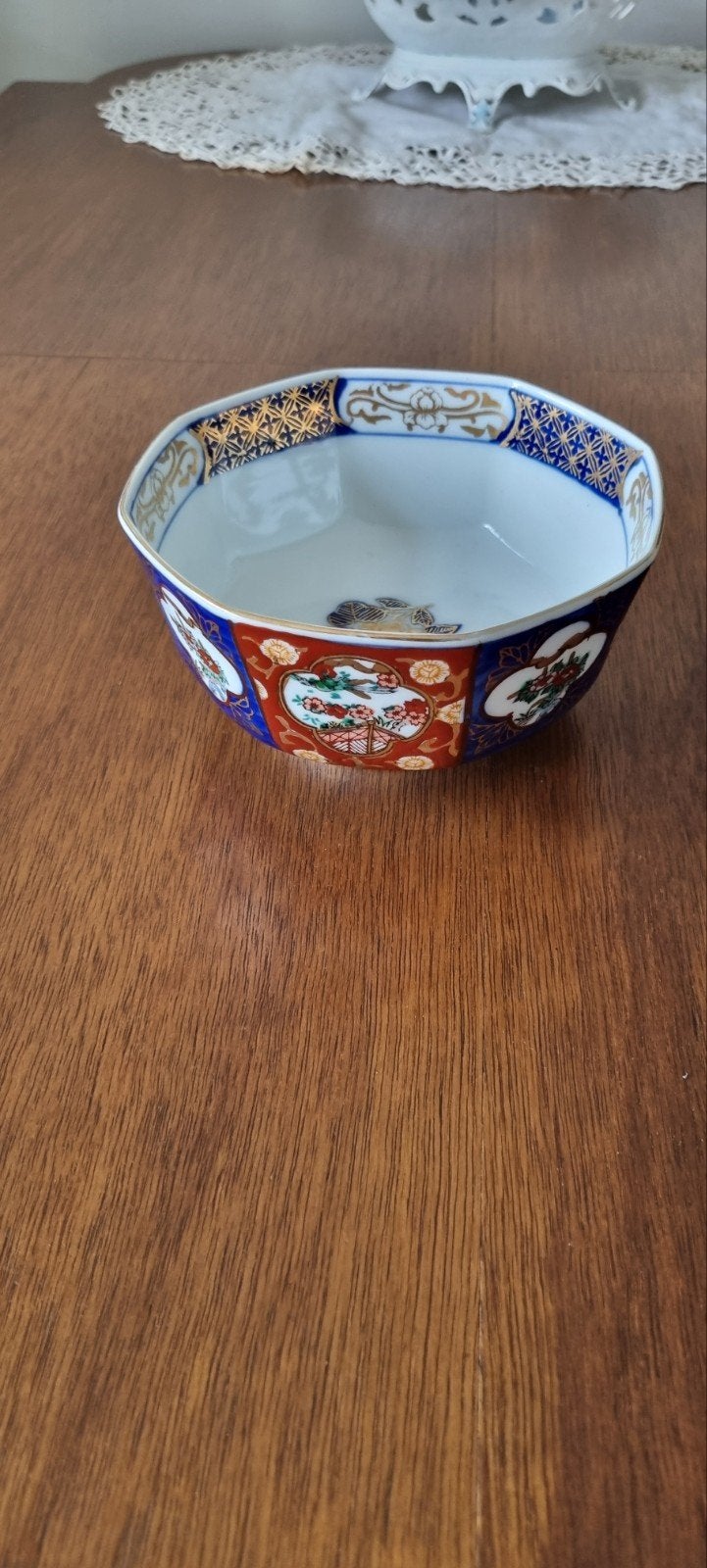 2 prachtige antieke kommen mooi en gaaf een imari is gemerkt, Antiek en Kunst, Antiek | Schalen, Ophalen of Verzenden