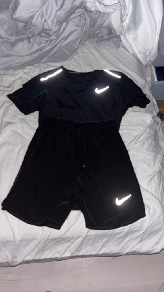 Nike miller zwart nieuw!, Ophalen of Verzenden, Zo goed als nieuw