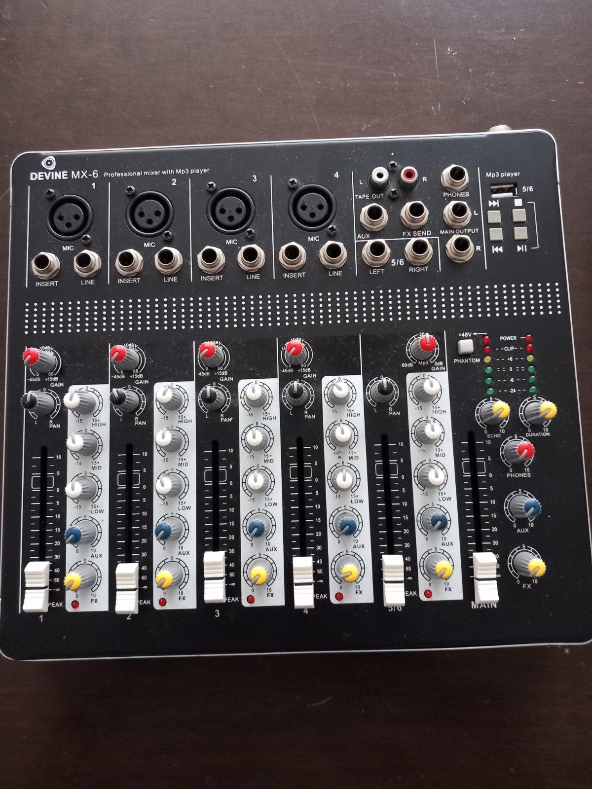 Devine MX-6 Professionele Mixer met MP3-speler, Ophalen of Verzenden, Zo goed als nieuw, 5 tot 10 kanalen, Microfooningang
