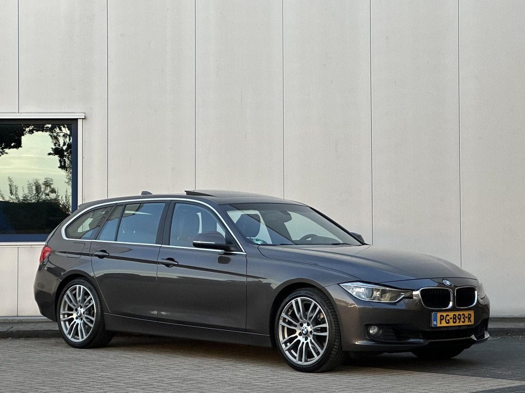 BMW 3-serie Touring 330d High Executive l Topconditie l, Automaat, Euro 5, Achterwielaandrijving, Automatische klimaatregeling