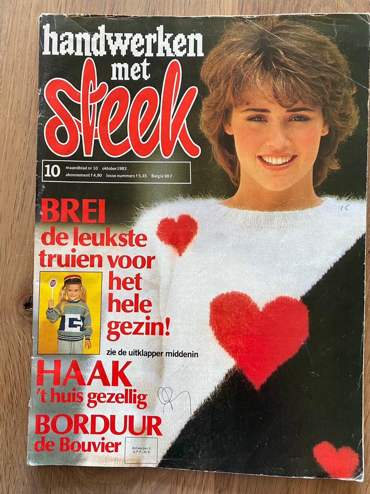 Handwerken met Steek nr 10 - Oktober 1983, Ophalen of Verzenden, Zo goed als nieuw, Damesbladen