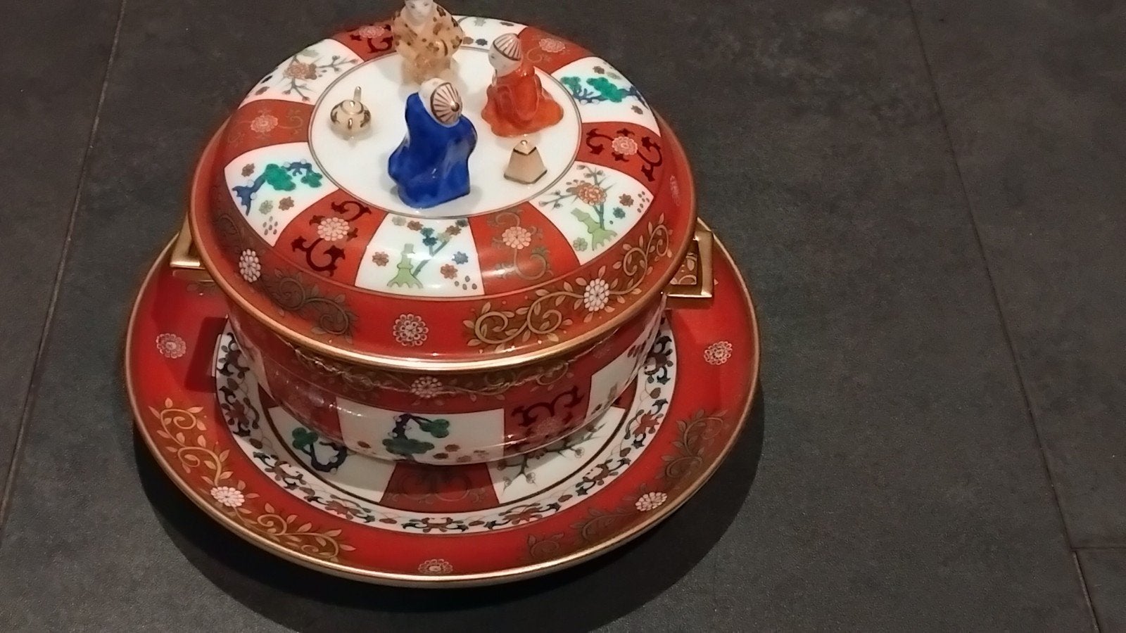 Herend Chinees Boeket Rood - Soepterrine en Onderbord, Ophalen