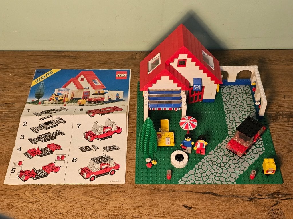 LEGO Town 6374 - Holiday Home, Compleet, Gebruikt, Lego, Ophalen of Verzenden