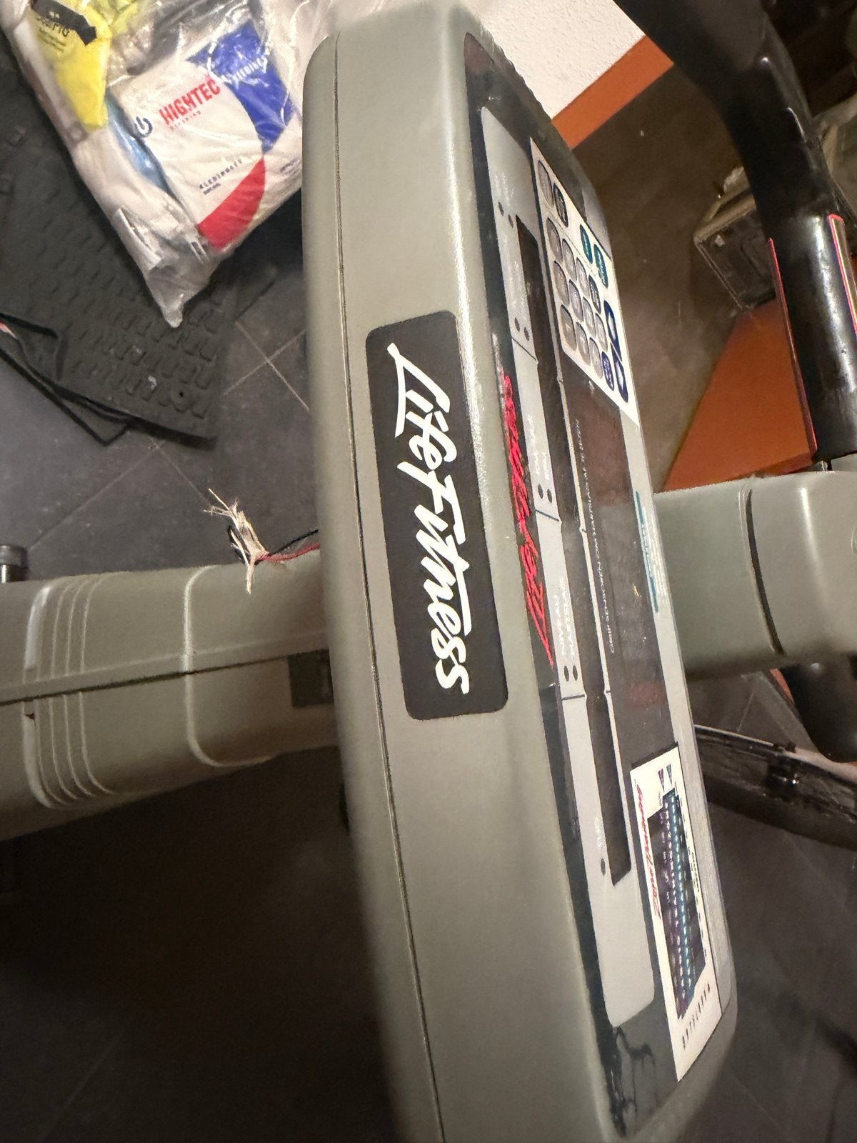 Life Fitness Hometrainer - Gebruikt maar functioneel, Ophalen, Gebruikt, Metaal, Benen