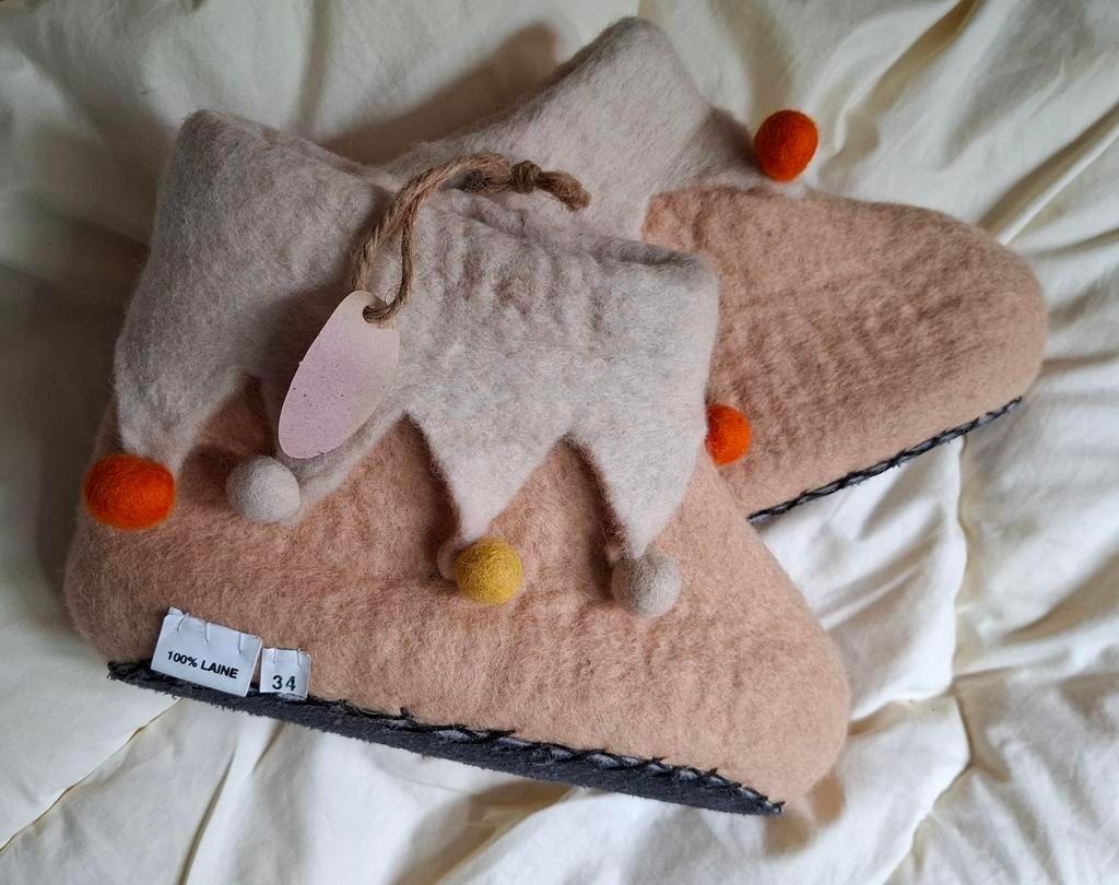 Pantoffels sloffen maat 34 wol met leren zool nieuw, Ophalen of Verzenden, Jongen of Meisje, Overige typen