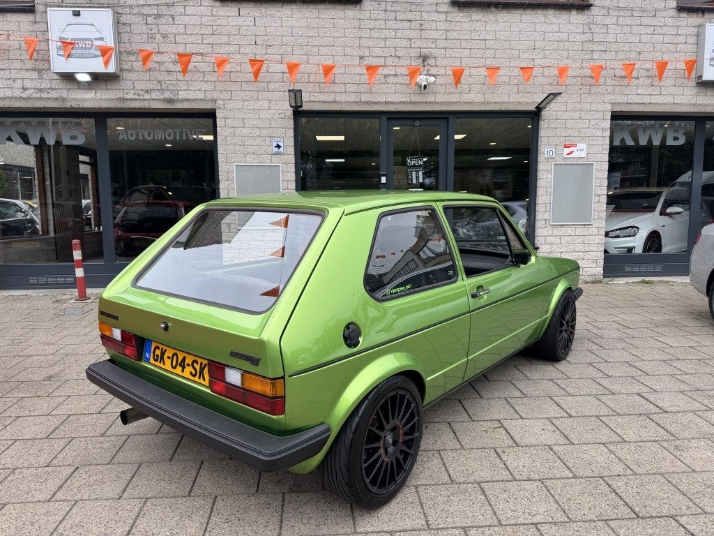 Foto 3 van Volkswagen Golf MK1 1.8 20VT 416 PK Viper Green Taxatierappo