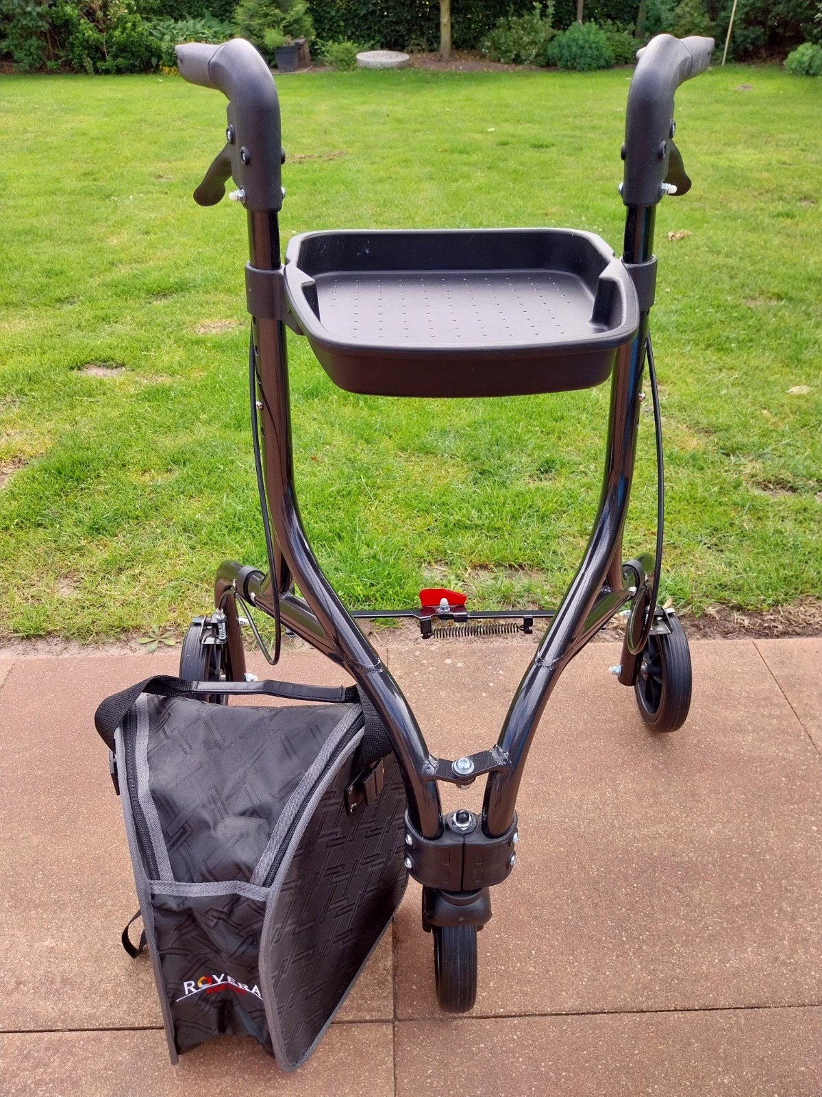 Rollator van Rovera 1,5 jaar als nieuw, Ophalen, Opvouwbaar, Zo goed als nieuw