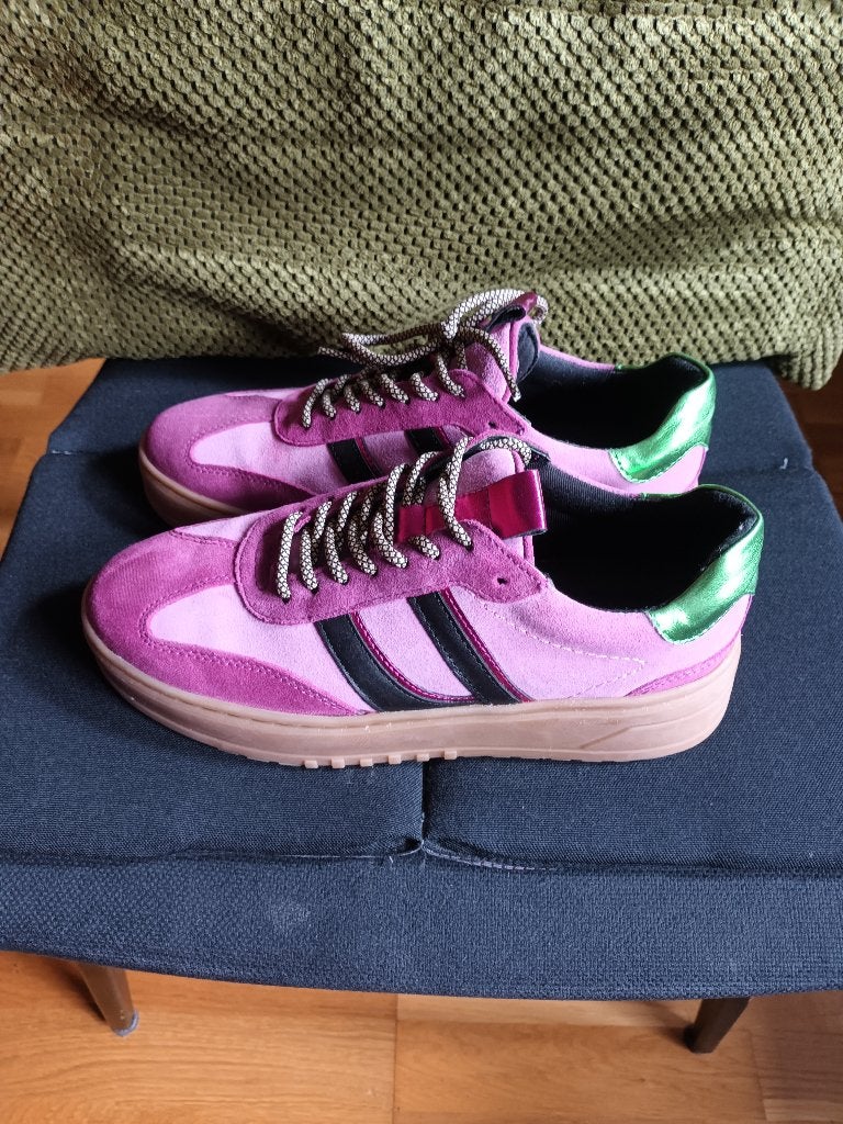 Paars/Roze sneakers OMODA-ZGAN, Kleding | Dames, Ophalen of Verzenden, Roze, Omoda Atelier, Sneakers of Gympen