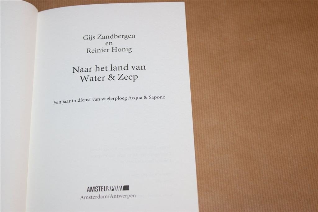 Water & Zeep — Gesigneerd aan Arie van Houwelingen, Boeken, Ophalen of Verzenden, Zo goed als nieuw, Watersport en Hengelsport