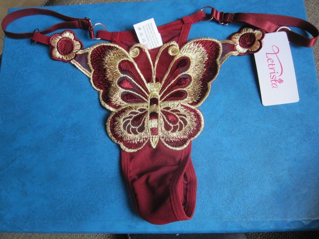 Sexy string met vlinder donker rood (NIEUW), Onbekend, Ophalen of Verzenden, Rood, String