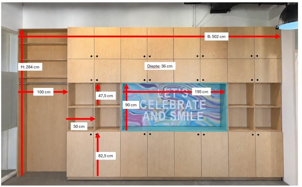 Kastenwand gelakt beuken; 502cm breed, 284cm hoog, Ophalen, Met deur(en), 200 cm of meer, Zo goed als nieuw