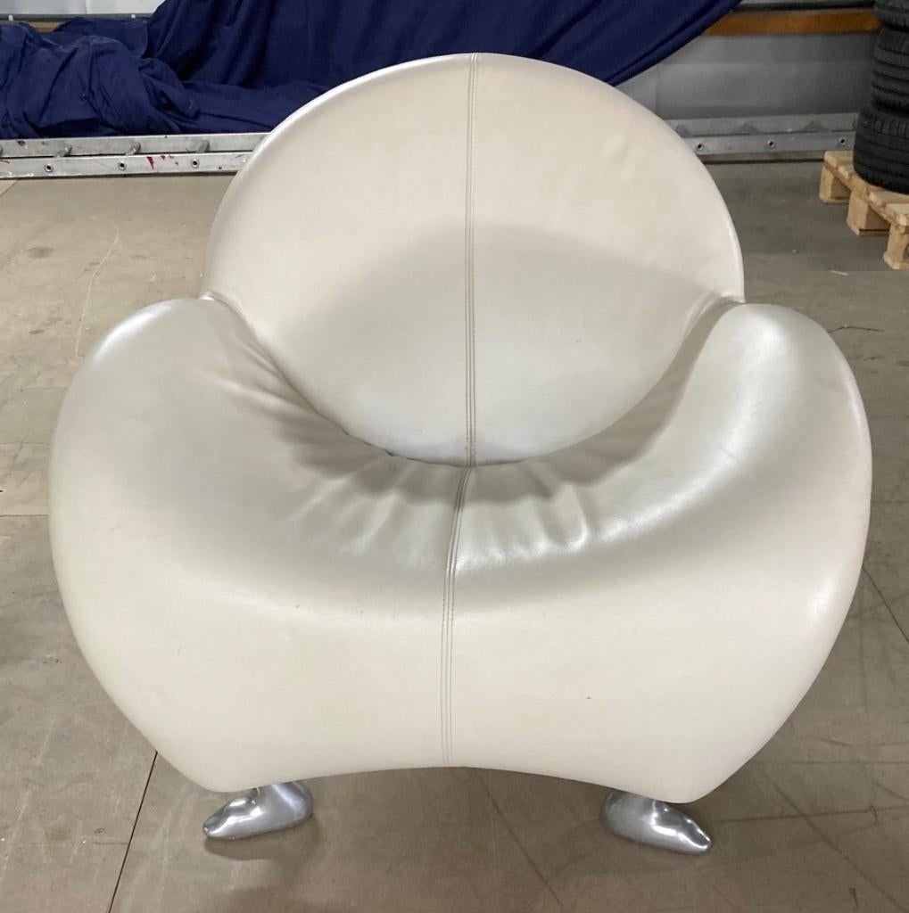Papageno fauteuil van Leolux in wit leer, Ophalen, Gebruikt, Design, 75 tot 100 cm
