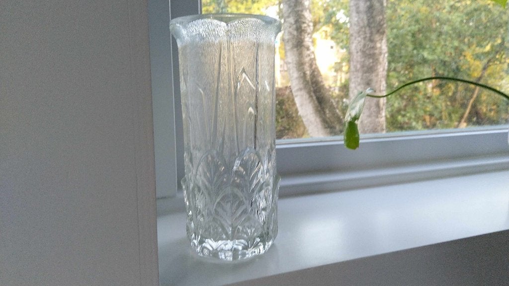 Fidenza relief vaas van robuust glas (Jaren 70, Italië), 24 cm, Transparant, Ophalen of Verzenden, Geschikt voor droogbloemen