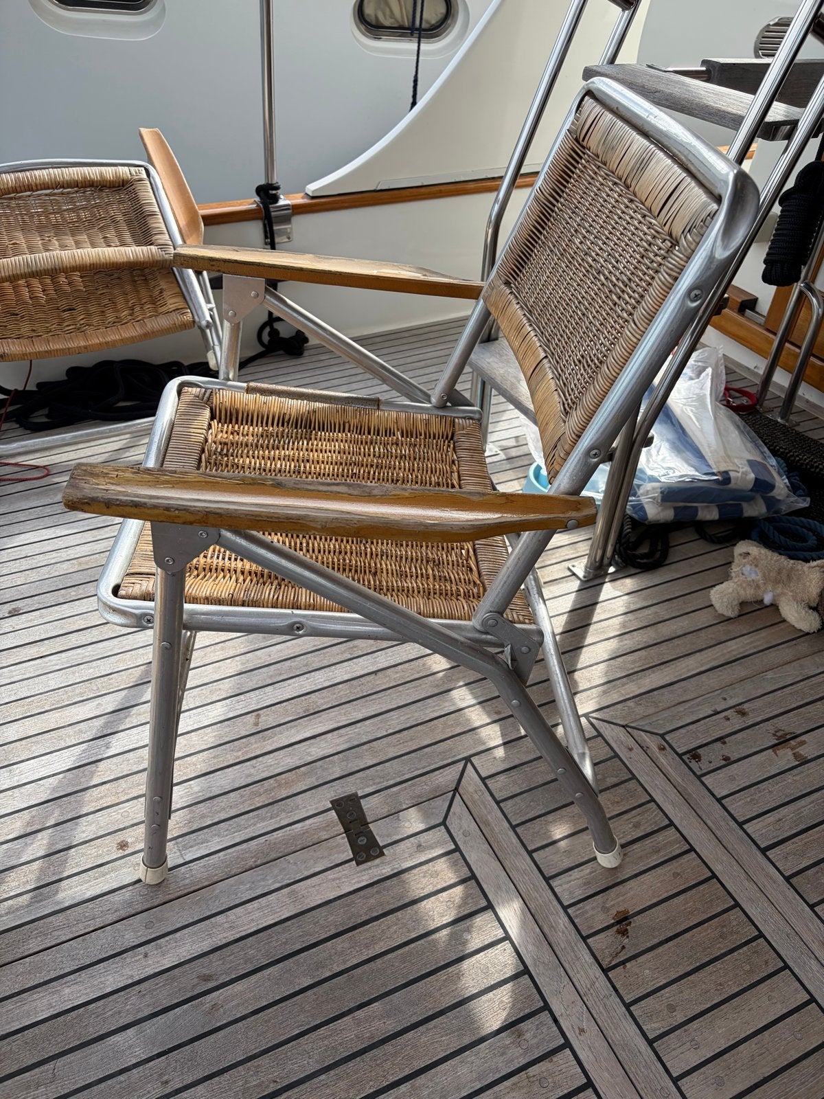 2x Bootstoelen - Opvouwbaar met rotan en houten armleuningen, Ophalen of Verzenden, Gebruikt, Interieur en Kussens