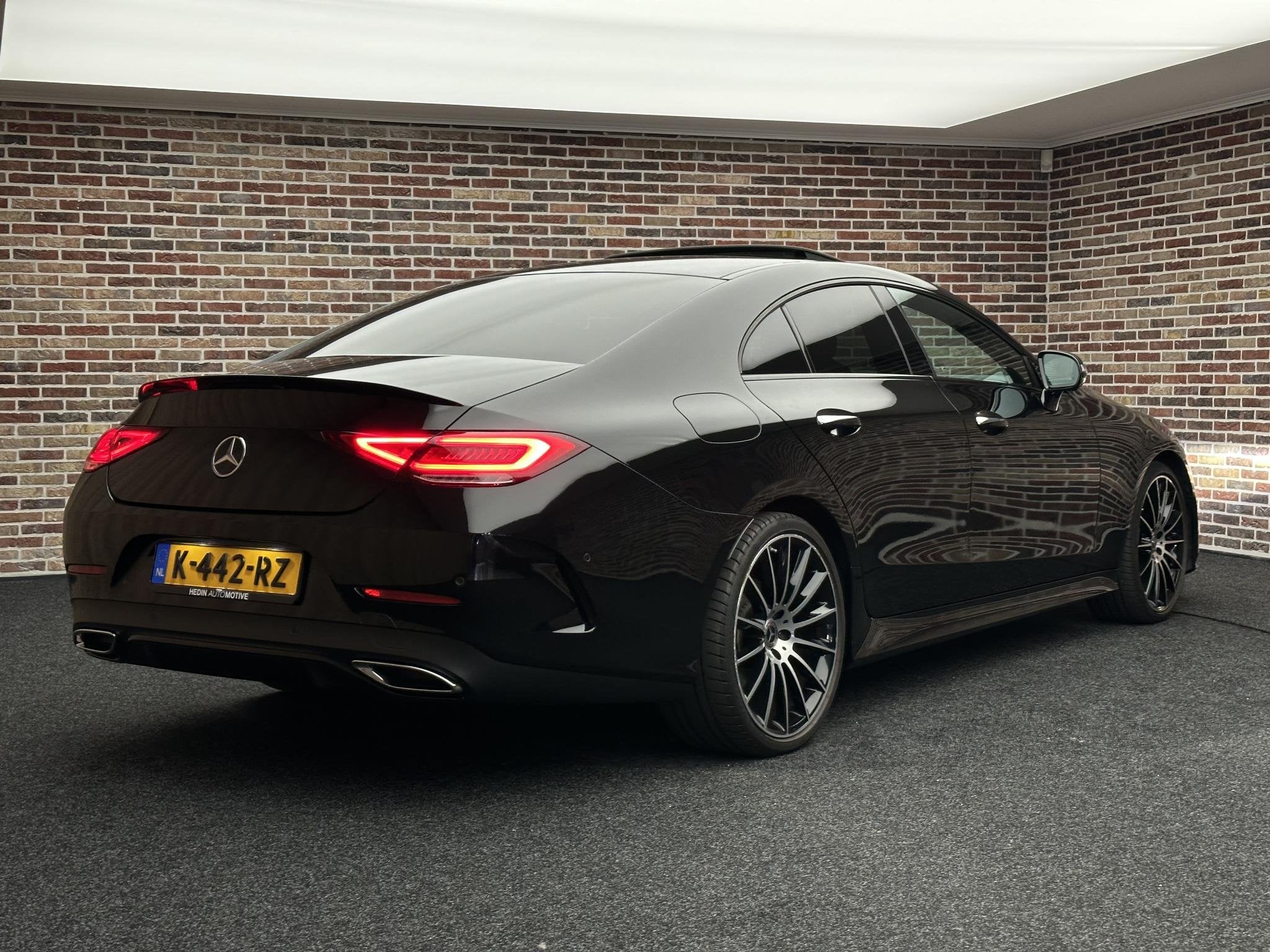 Mercedes-Benz CLS-klasse 220 d AMG Nightpakket DAK LEDER SFE, Auto's, Automaat, Achterwielaandrijving, Gebruikt, Zwart